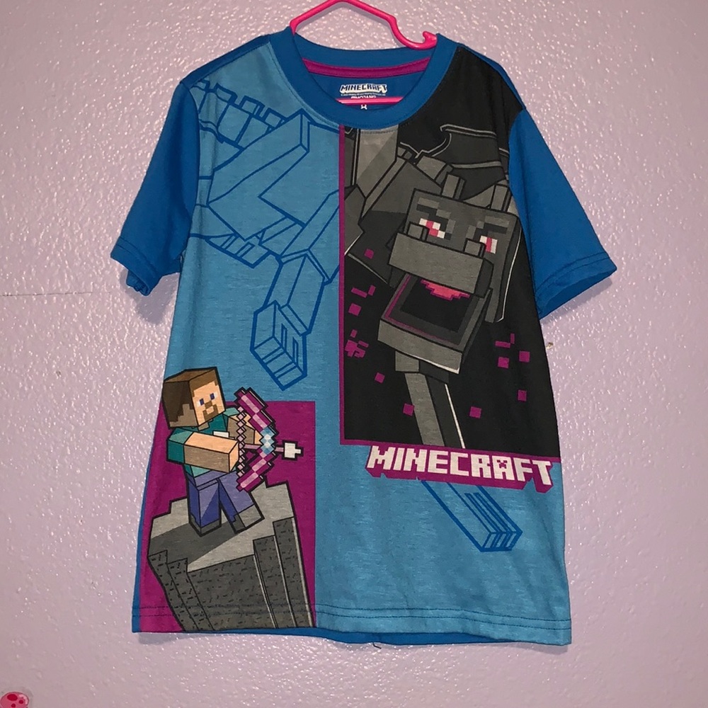 Mojang Minecraft boys size 8 short sleeve shirt